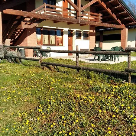 Altana Del Motto Rosso Alojamento de Turismo Rural Gattico